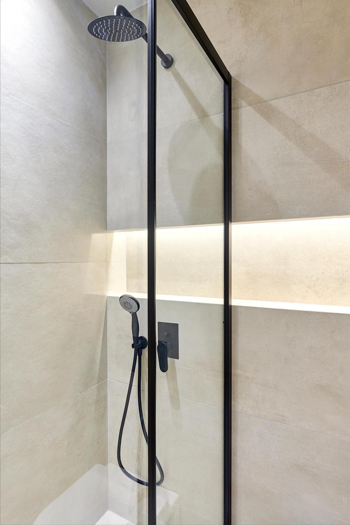 City-Center Apartment In Vibrant Monastiraki, Athens Exterior photo