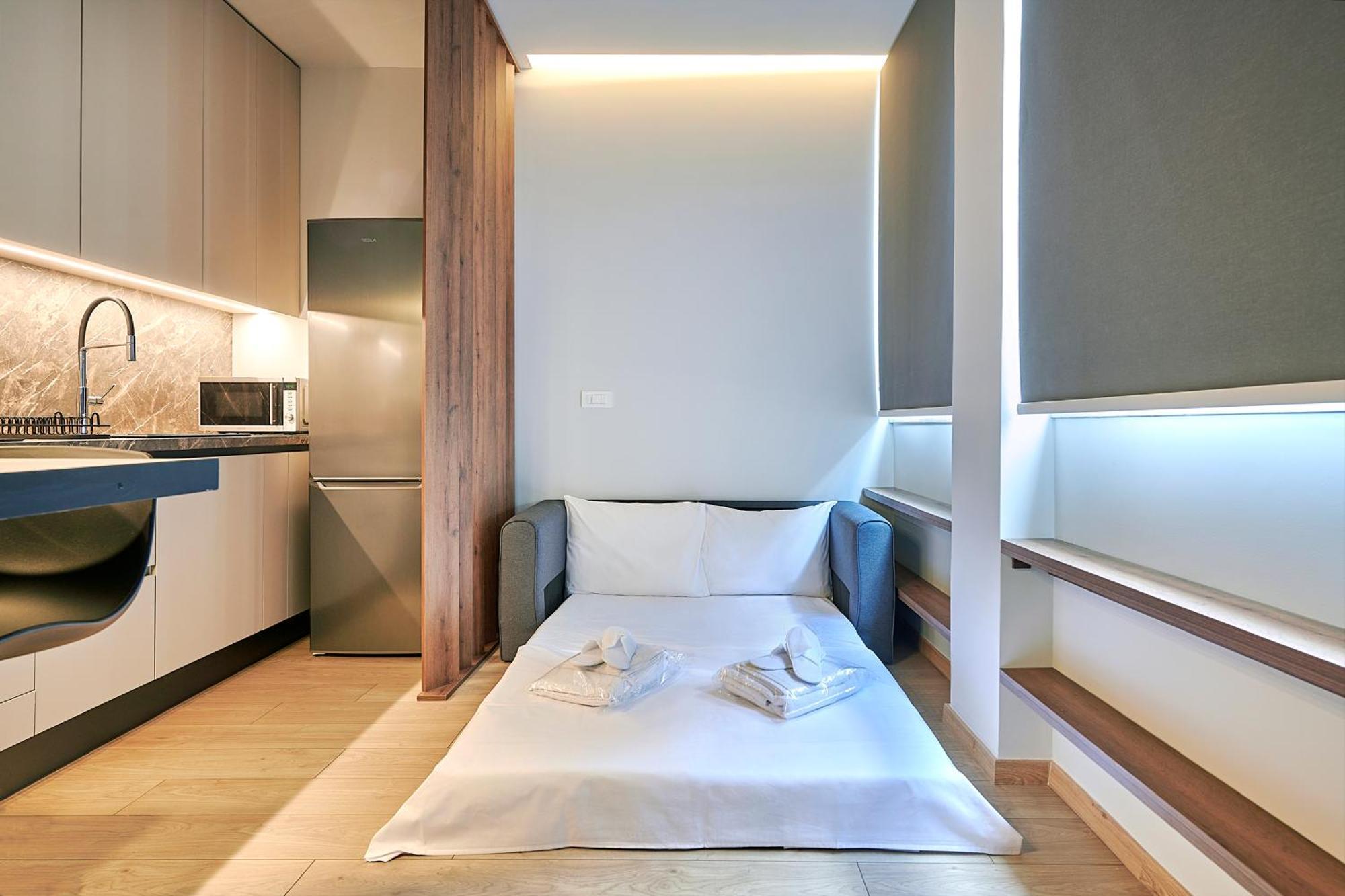 City-Center Apartment In Vibrant Monastiraki, Athens Exterior photo